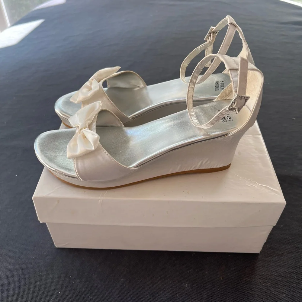 Stuart weitzman silver white satin heels prom size 6 girls size